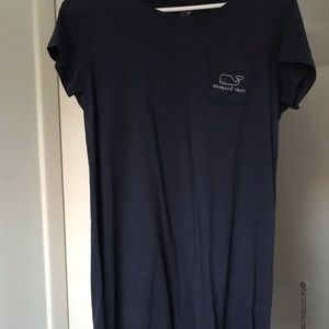 Vineyard Vines t-shirt dress (WORN TWICE)